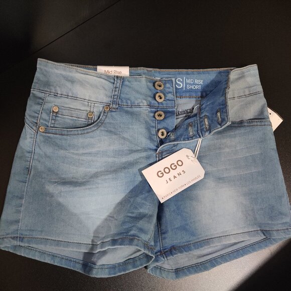 GOGO Jean Shorts - Picture 1 of 2